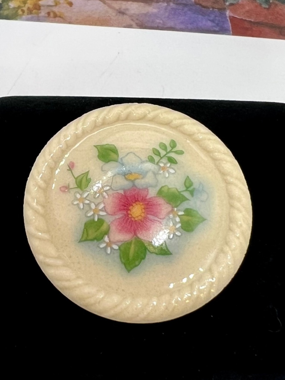 SALE 3/$20**Avon Spring Bouquet Pin 1984